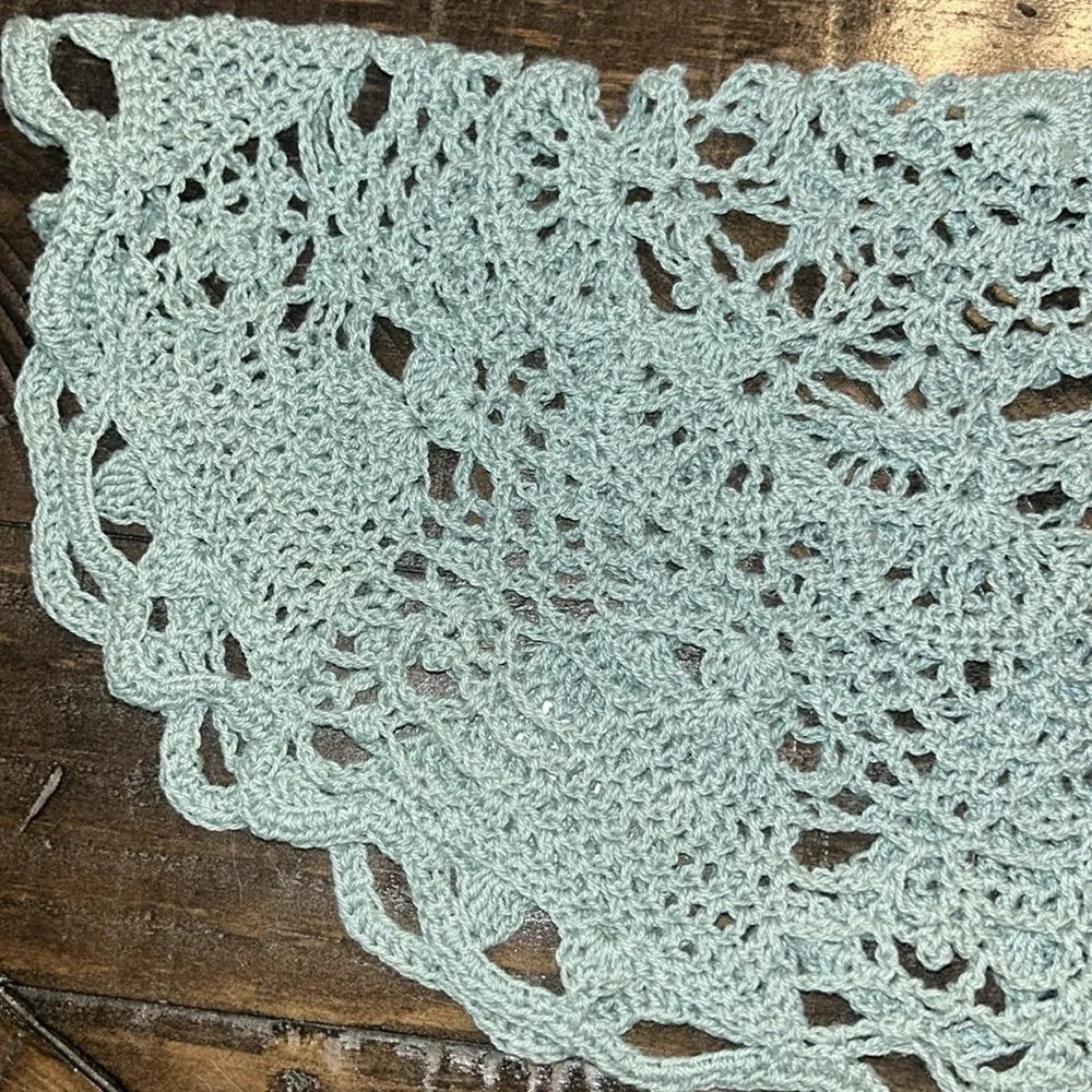 Round Crochet Doily - Picture 2 of 11